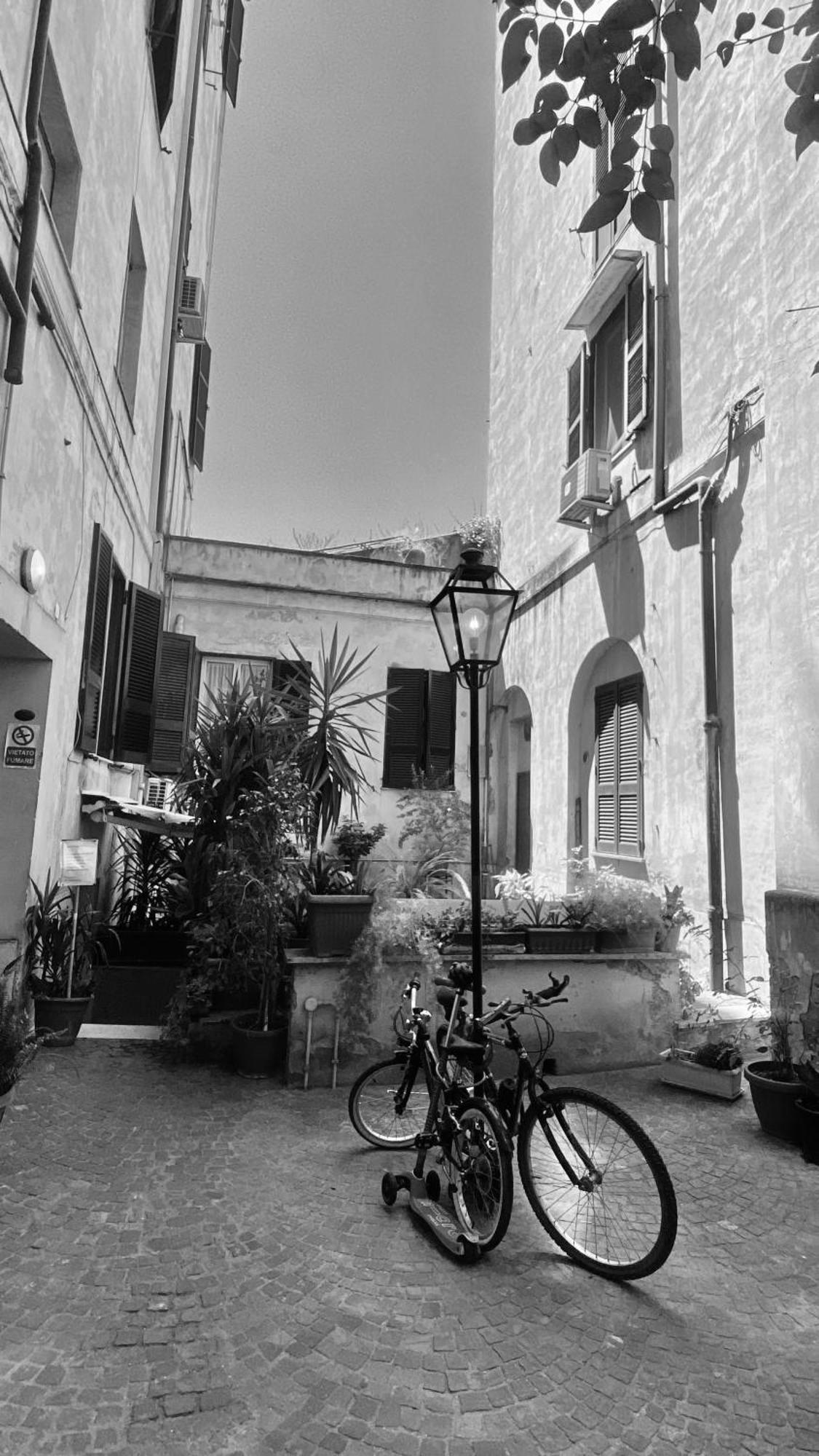 Domus Art Suites Merulana Rom Exterior foto